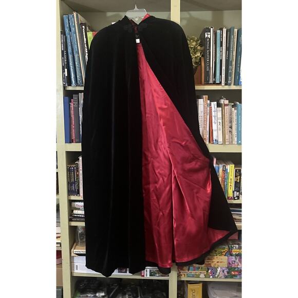 1980s Vintage JS Collections Black Velvet Long Maxi Opera Cloak Hooded Cape - S - Picture 1 of 7